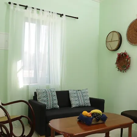 To Konatzi Tis Marikas Tzai Tou Yianni Guest House Kato Drys Exterior photo
