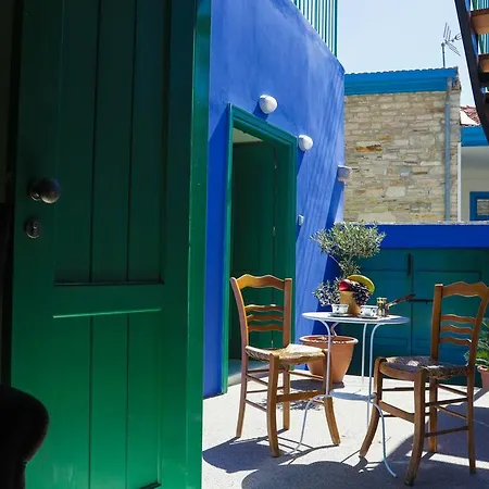 To Konatzi Tis Marikas Tzai Tou Yianni Guest House Kato Drys Exterior photo